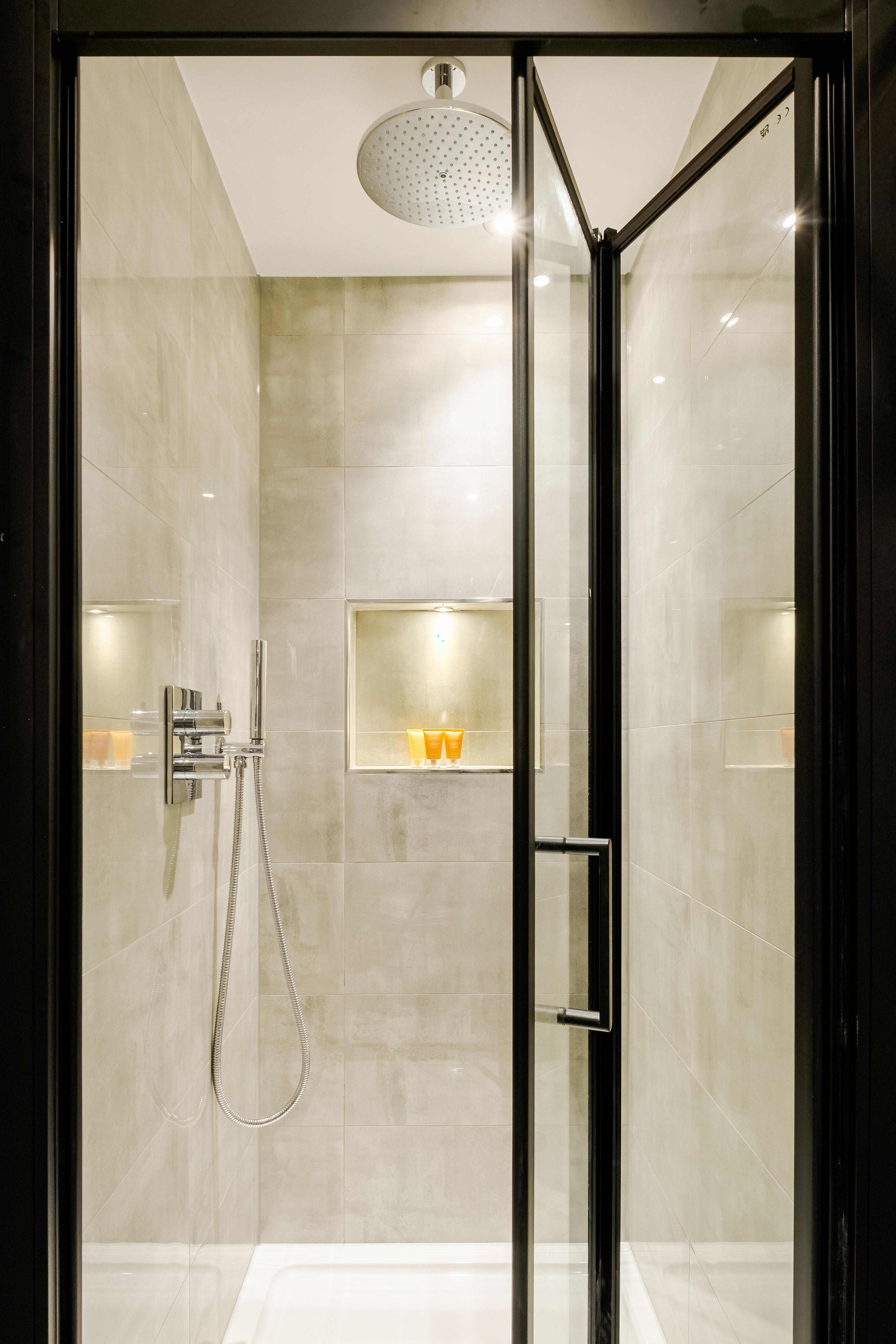 Reem Hotel Londres Exterior foto