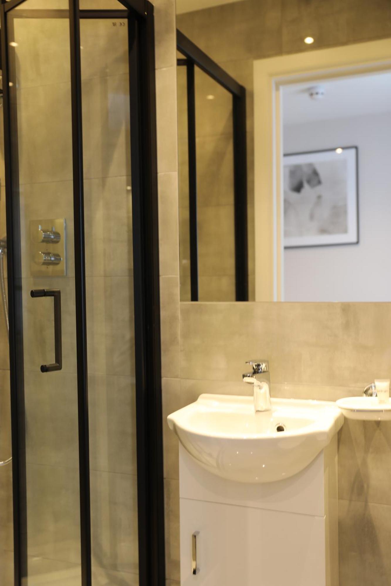 Reem Hotel Londres Exterior foto